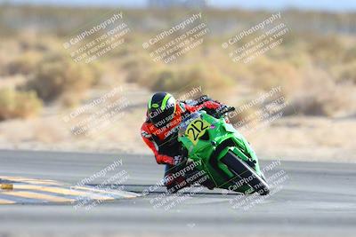 media/Nov-16-2024-CVMA (Sat) [[0e4bb1f32f]]/Race 9-Amateur Supersport Middleweight/